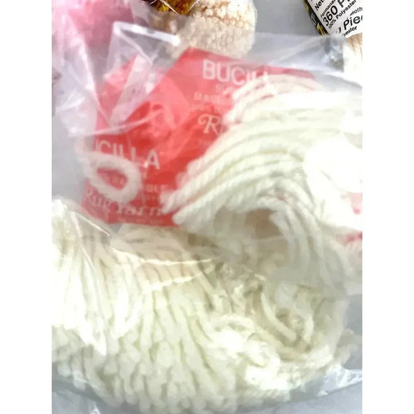 VTG Lot of 18 Bulky Heavy Rug Yarn Different Colors Bernat Brown Orange Yellow - Picture 11 of 15